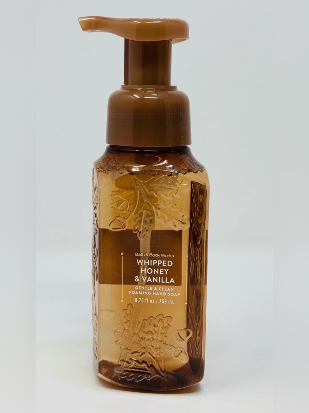 Bath & Body Works Whipped Honey & Vanilla gentle and clean foaming hand soap